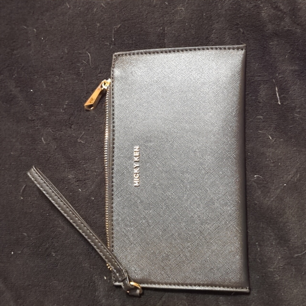 Wristlet